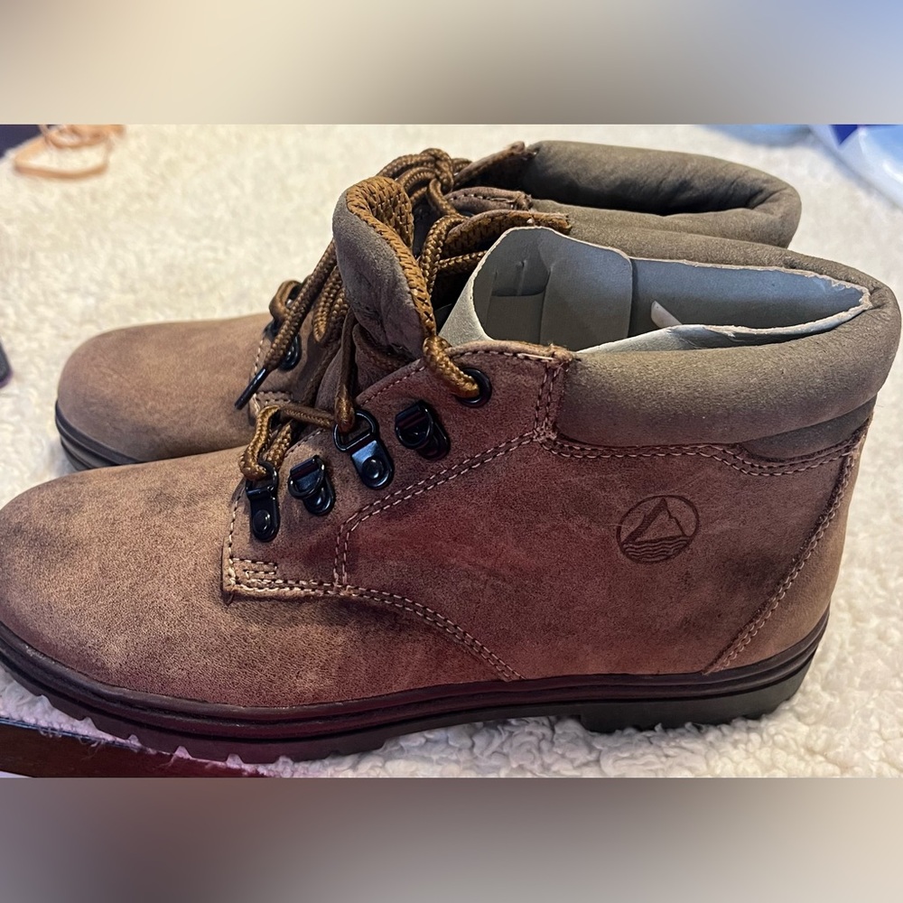 Mountain Creek Ankle Boots 6